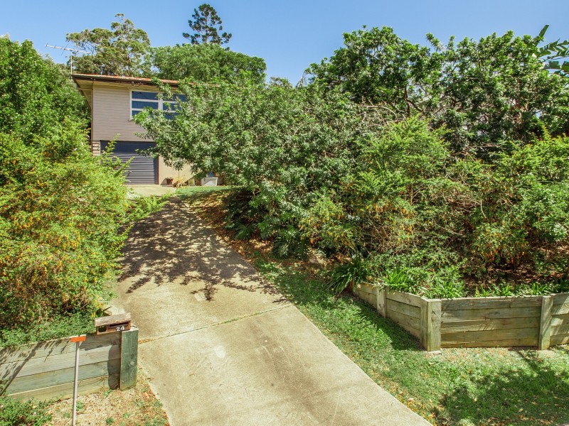 24 Falkirk Street, Stafford Heights QLD 4053