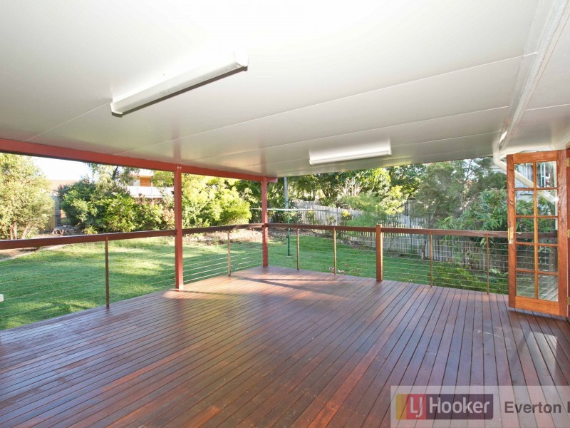 11 Hovea Street, Everton Hills QLD 4053