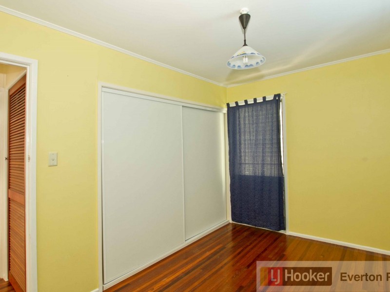 11 Hovea Street, Everton Hills QLD 4053