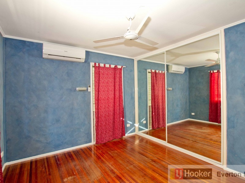 11 Hovea Street, Everton Hills QLD 4053