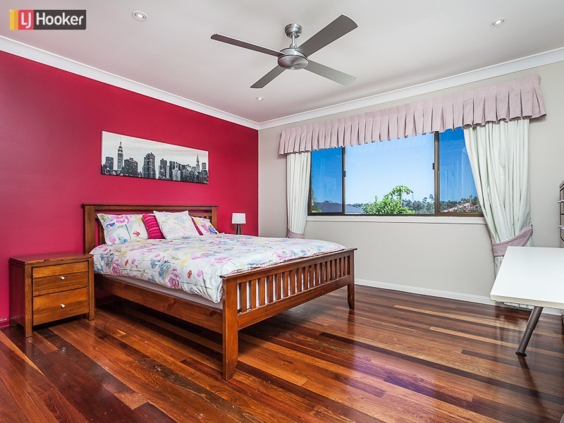 124 Faheys Road West, Albany Creek QLD 4035