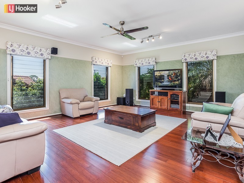 124 Faheys Road West, Albany Creek QLD 4035