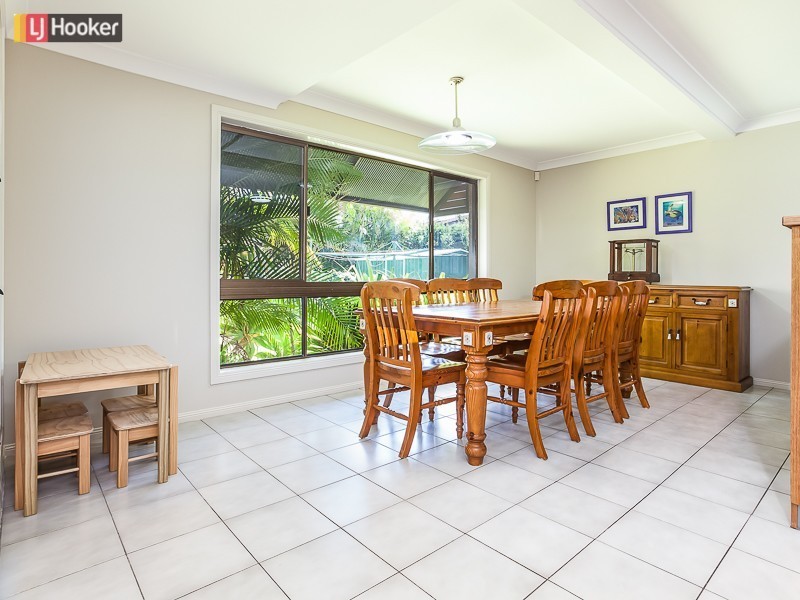 124 Faheys Road West, Albany Creek QLD 4035