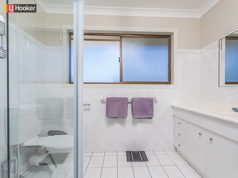 124 Faheys Road West, Albany Creek QLD 4035