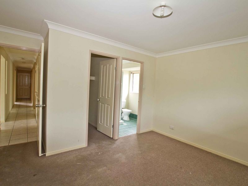 23 Sutherland Crescent, Morayfield QLD 4506