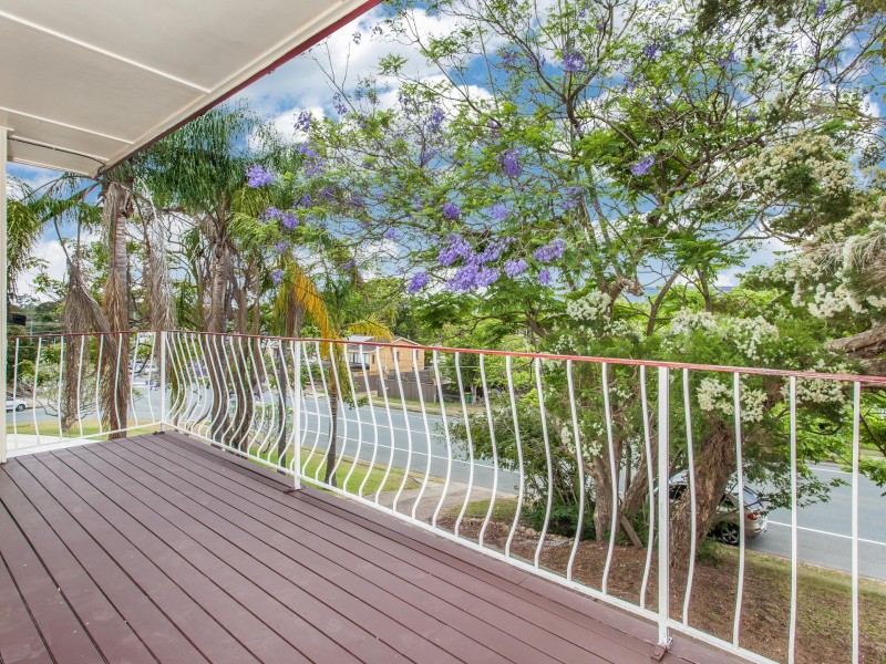 14 Camelia Avenue, Everton Hills QLD 4053