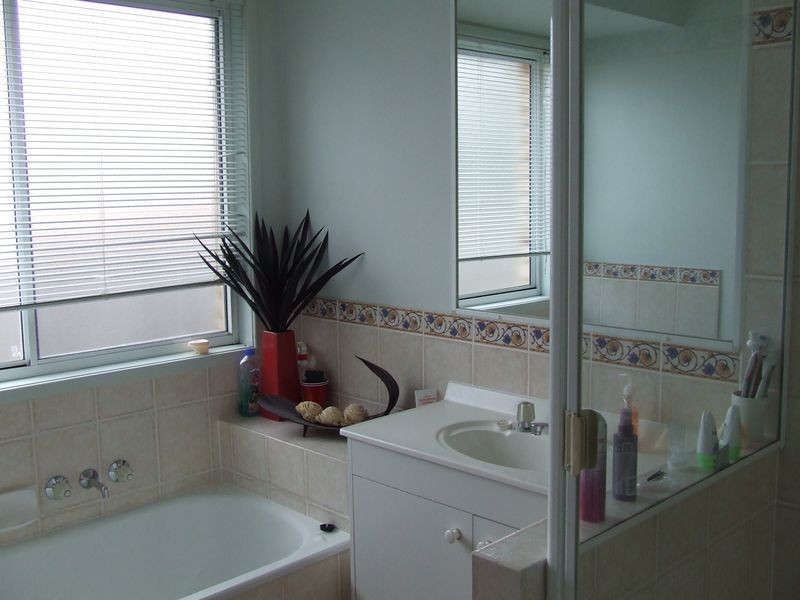 2 Inverness Street, Upper Kedron QLD 4055