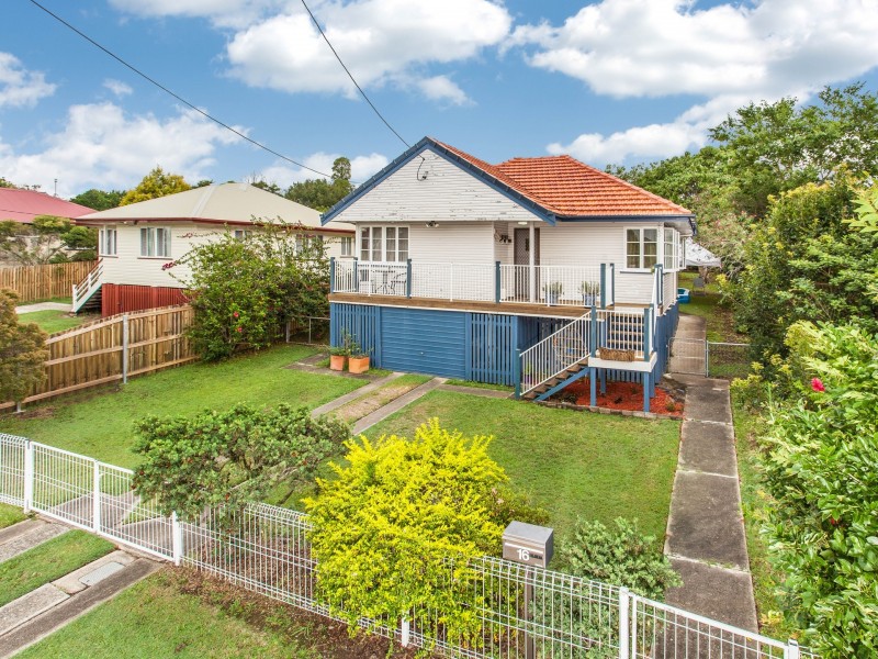 16 Barellan Street, Stafford QLD 4053