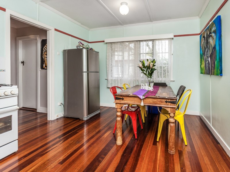 16 Barellan Street, Stafford QLD 4053