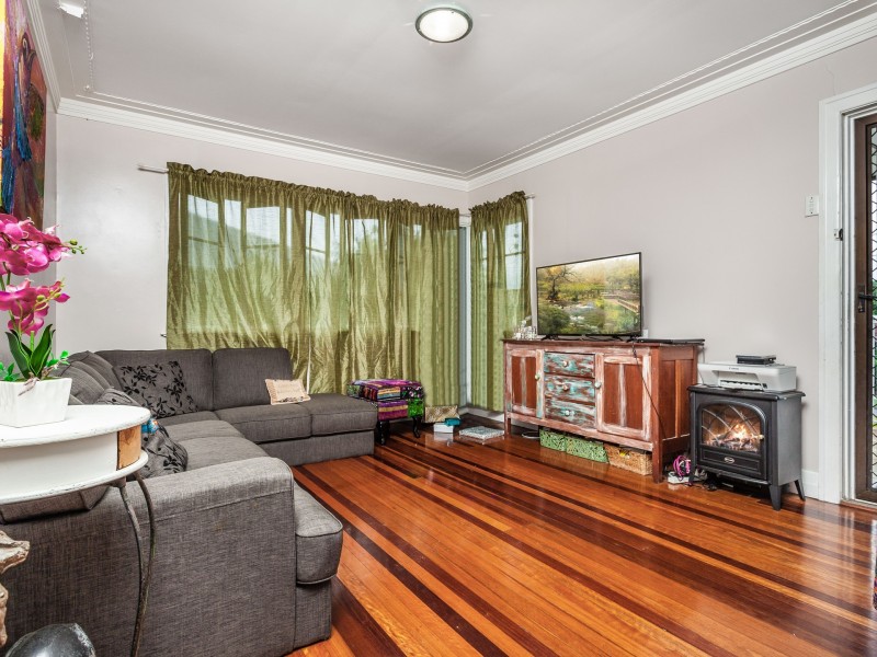 16 Barellan Street, Stafford QLD 4053