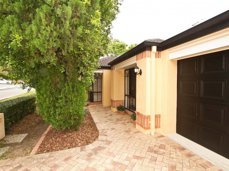 2 Wimbledon Circuit, Carseldine QLD 4034