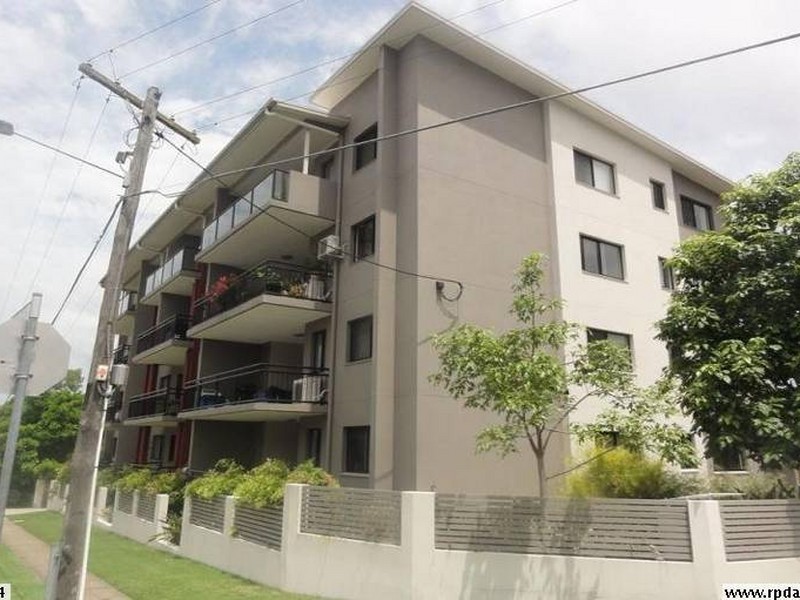 Unit 3/33 Hows Rd, Nundah QLD 4012