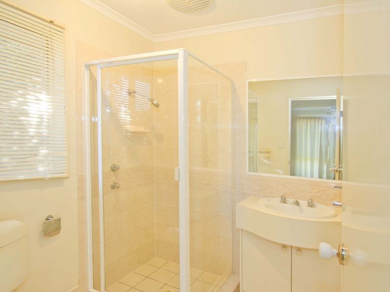 7 Harlow Place, Mcdowall QLD 4053