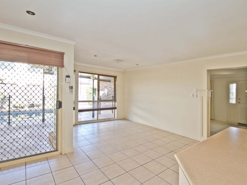 7 Harlow Place, Mcdowall QLD 4053