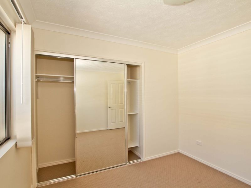 Unit 2/61 Rode Road, Wavell Heights QLD 4012