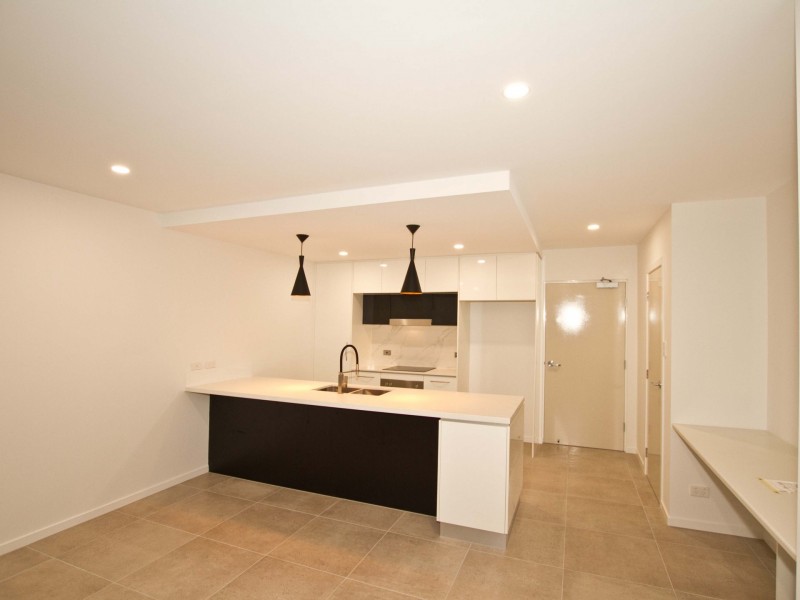 Unit 6/11 University Road, Mitchelton QLD 4053