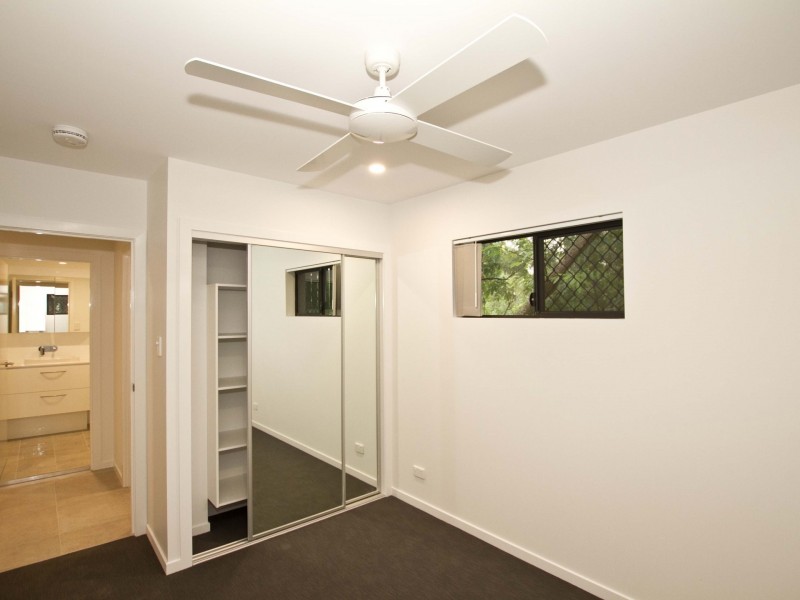 Unit 6/11 University Road, Mitchelton QLD 4053