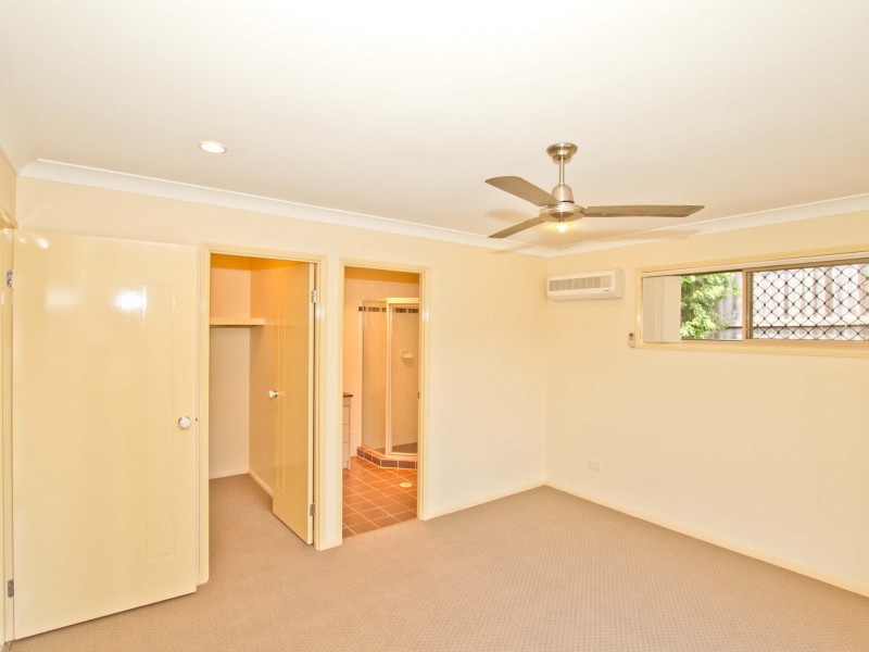 22 Rise Place, Moggill QLD 4070