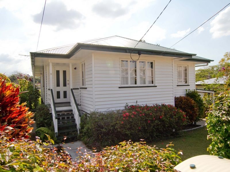 9 Lily Street, Mitchelton QLD 4053