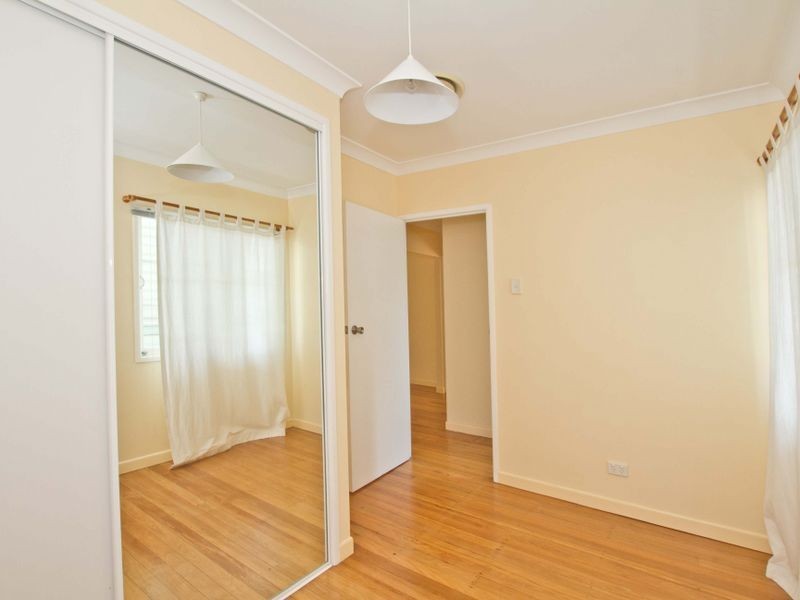 9 Lily Street, Mitchelton QLD 4053