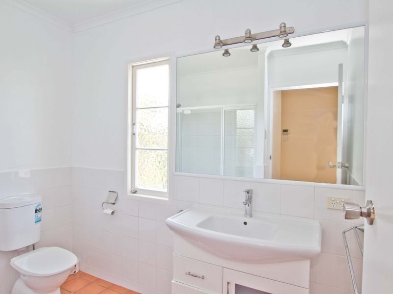 9 Lily Street, Mitchelton QLD 4053