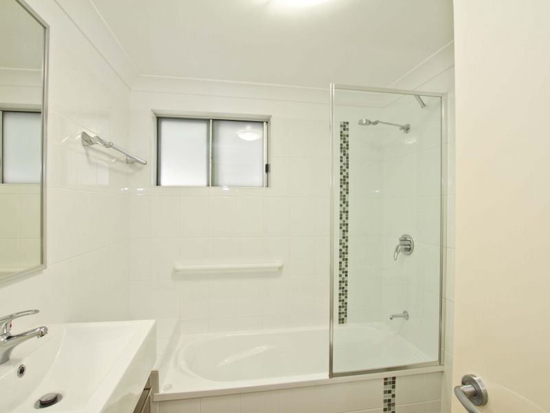 2/14 Mcilwraith Street, Everton Park QLD 4053