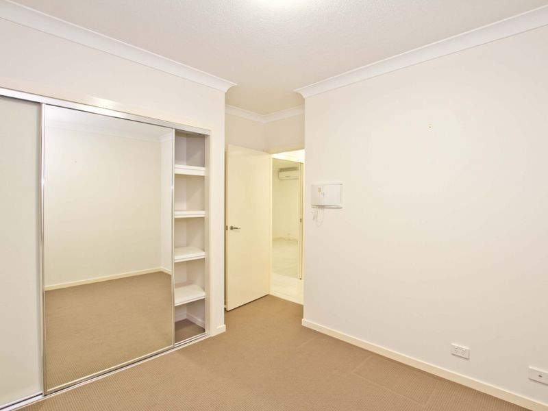 2/14 Mcilwraith Street, Everton Park QLD 4053