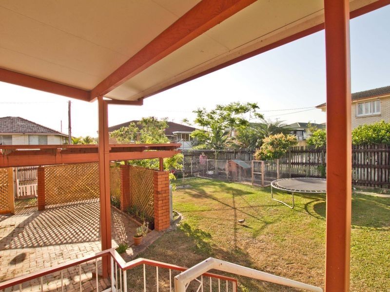 11 Nystrom Street, Chermside QLD 4032