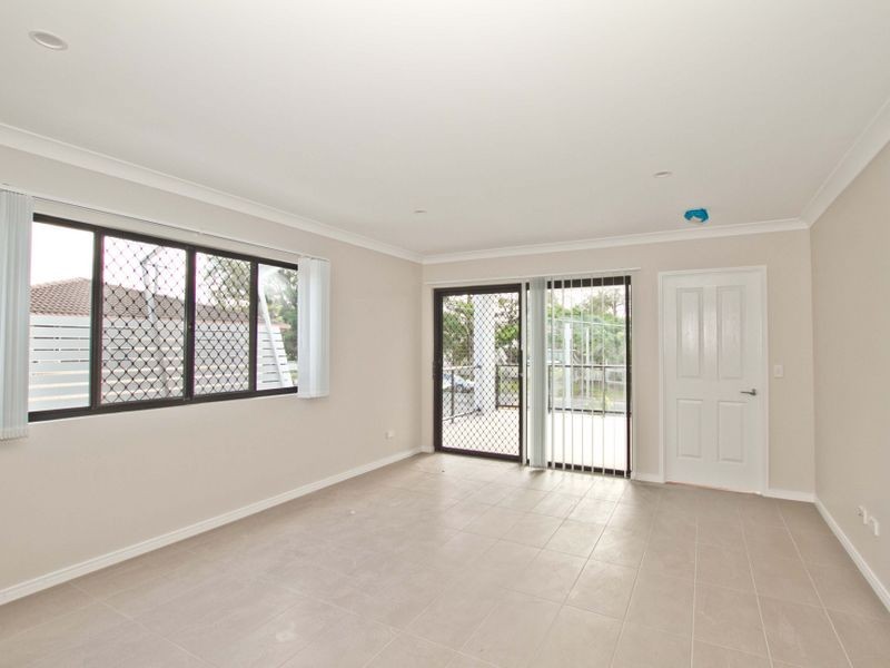 Unit 4/9 Nieppe St, Kedron QLD 4031
