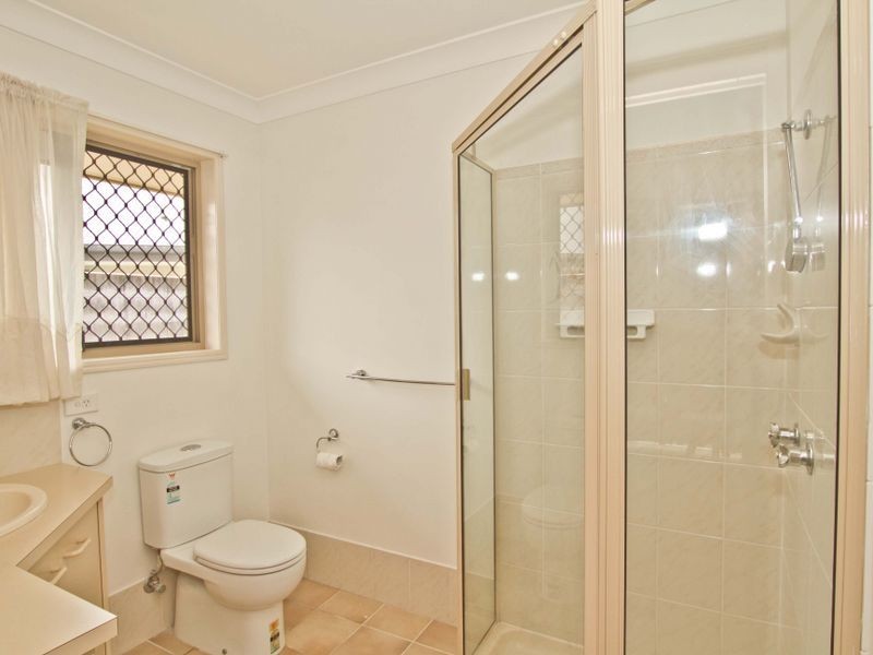 16 Eastwood Place, Mcdowall QLD 4053