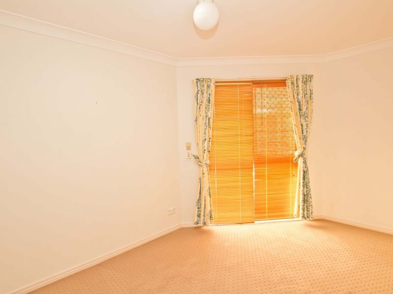 16 Eastwood Place, Mcdowall QLD 4053