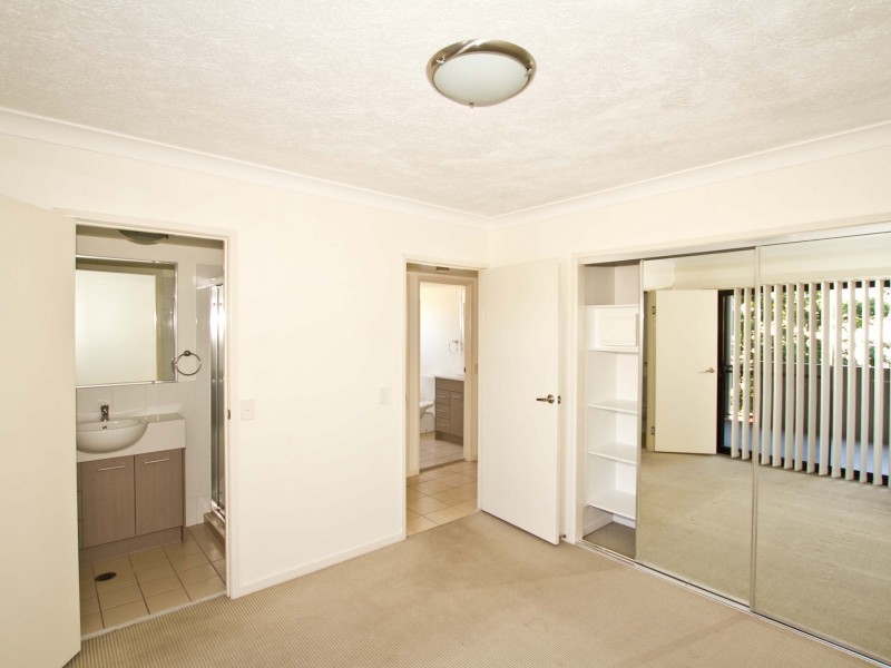 Unit 3/8 Gellibrand Street, Clayfield QLD 4011