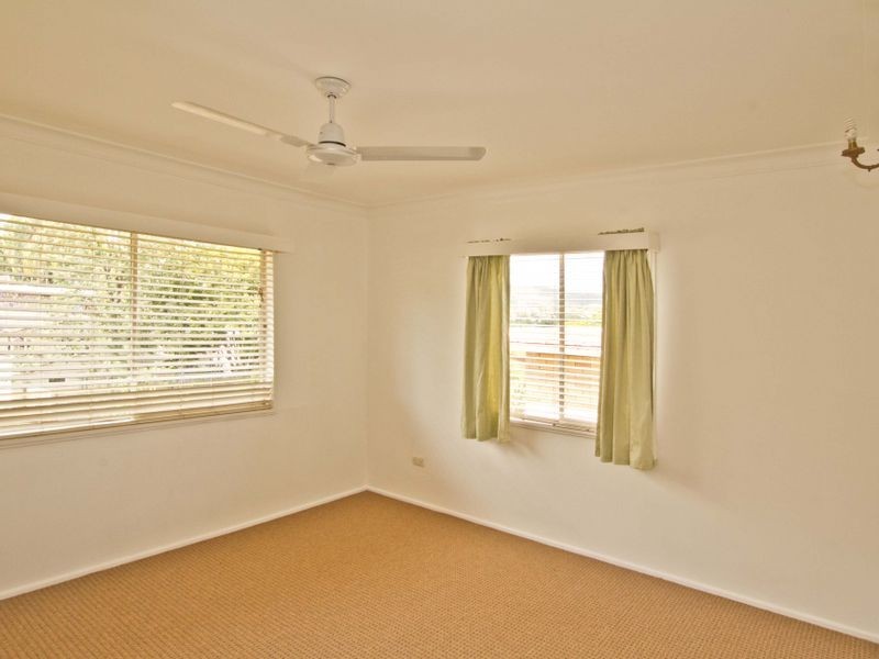 14 Stromlo Street, Everton Park QLD 4053