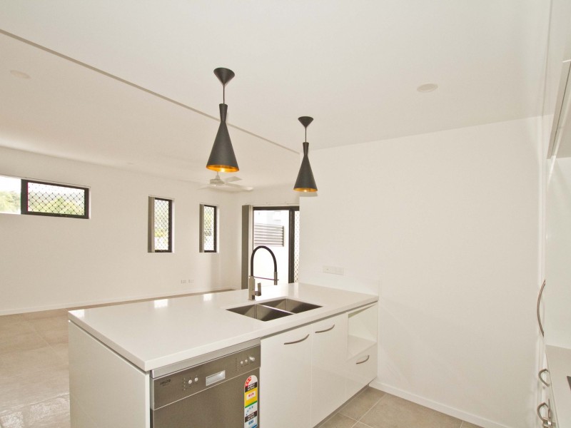 Unit 3/11 University Road, Mitchelton QLD 4053