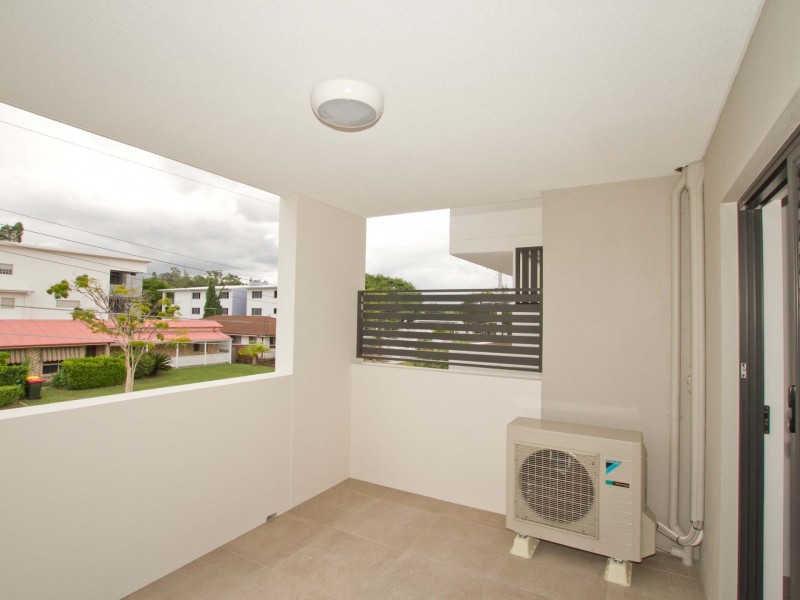 Unit 3/11 University Road, Mitchelton QLD 4053