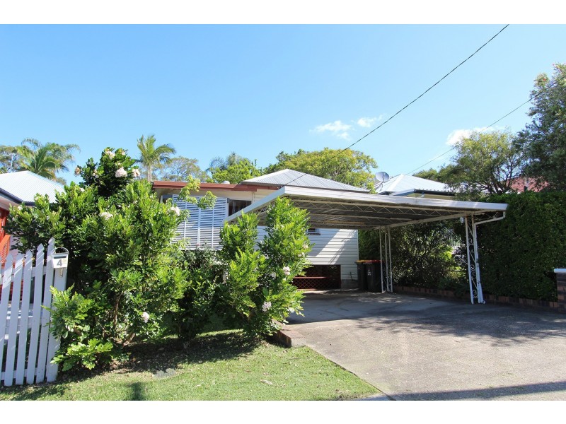 6 White Street, Everton Park QLD 4053