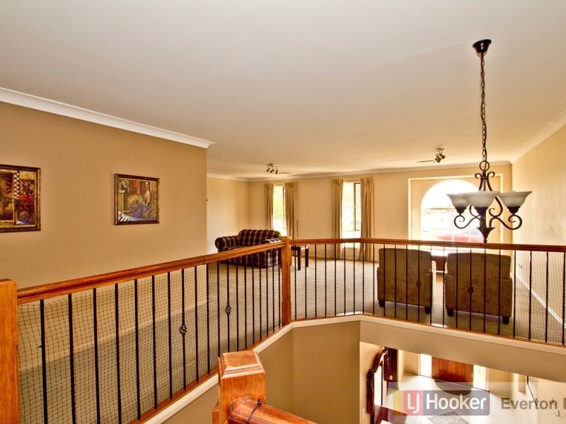 23 Russell  Street, Everton Park QLD 4053