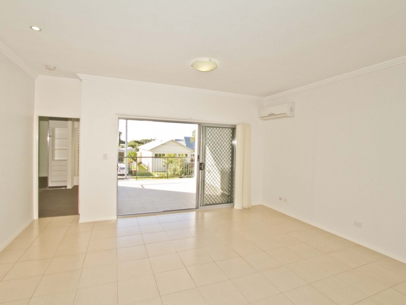 Unit 4/14 Battersby Street, Zillmere QLD 4034