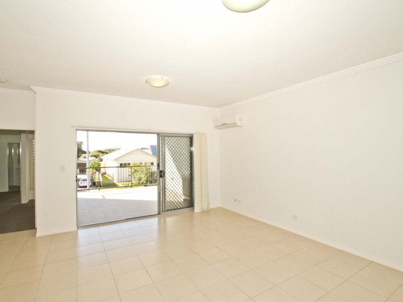 Unit 4/14 Battersby Street, Zillmere QLD 4034
