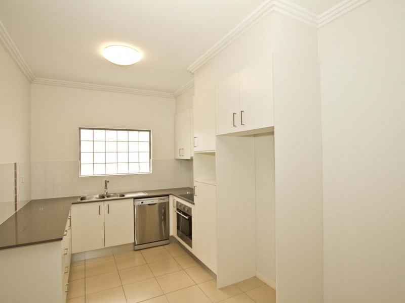 Unit 4/14 Battersby Street, Zillmere QLD 4034