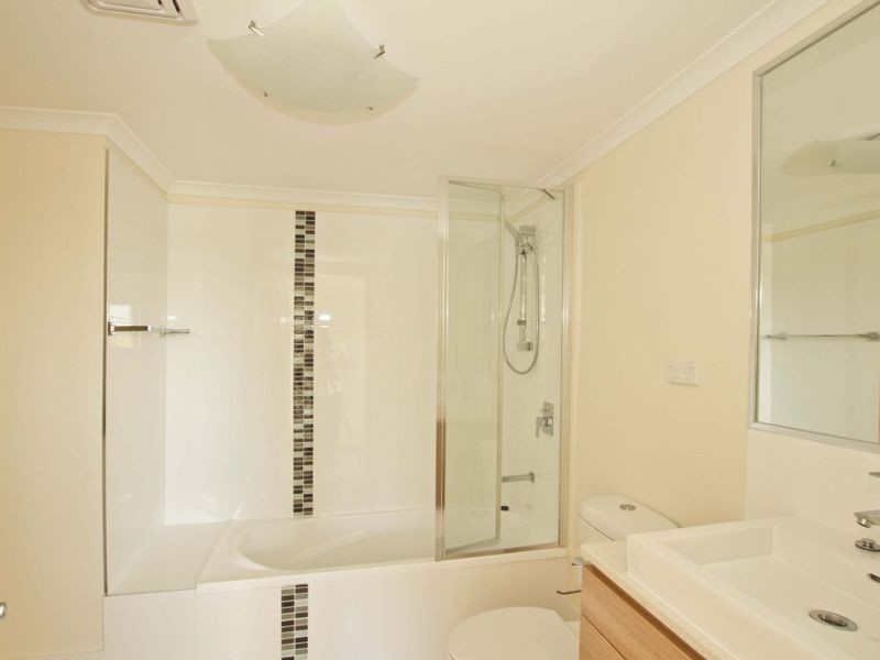 2/61 Rode Road, Wavell Heights QLD 4012