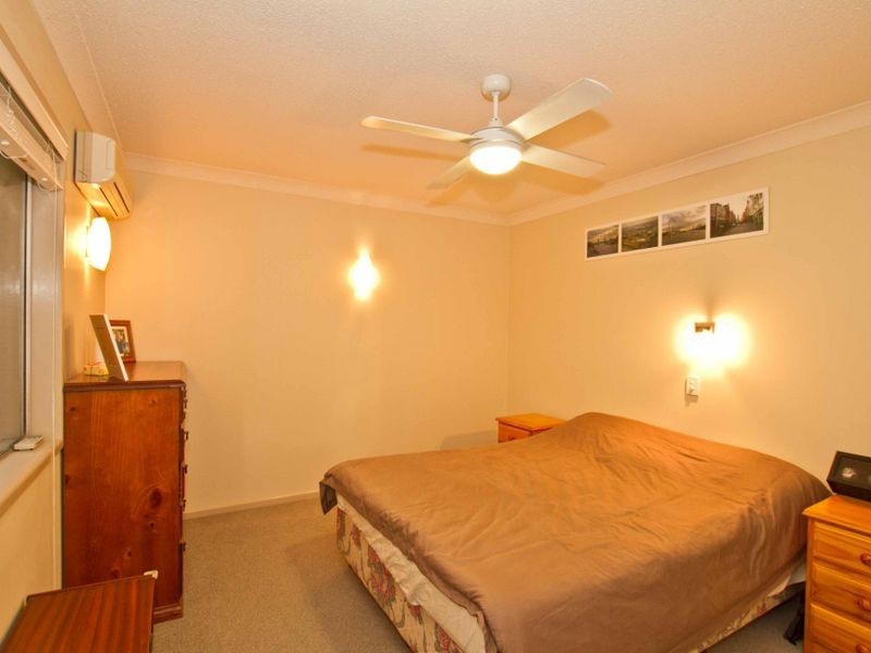 2 Warringah Street, Everton Park QLD 4053