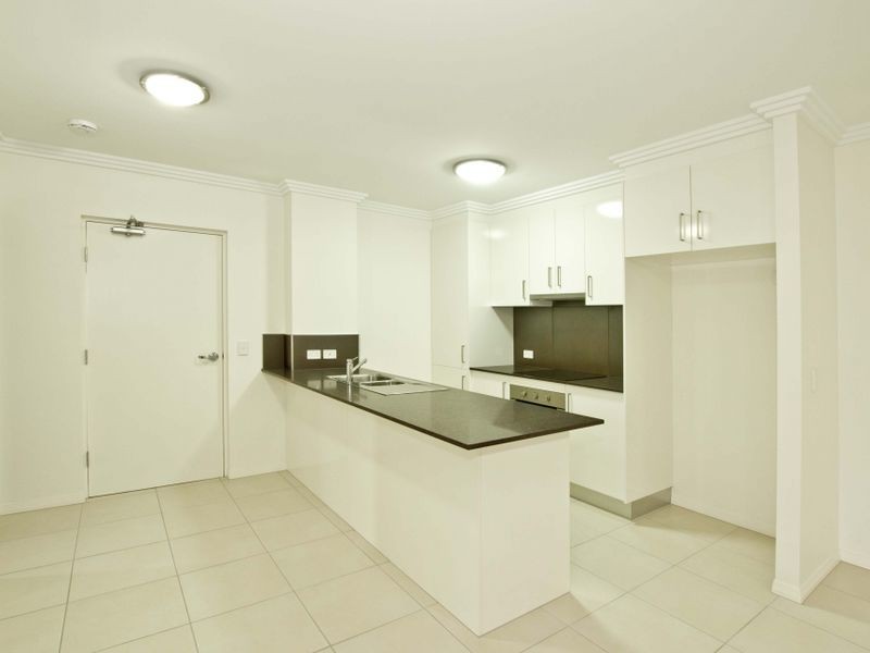 2/2 Rowell Street, Zillmere QLD 4034