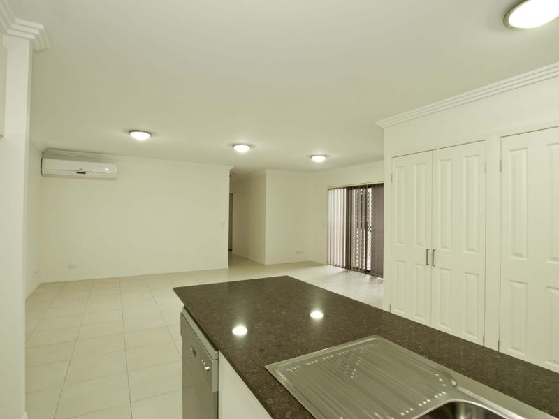 2/2 Rowell Street, Zillmere QLD 4034