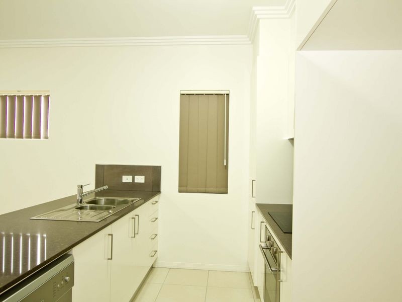 3/2 Rowell Street, Zillmere QLD 4034