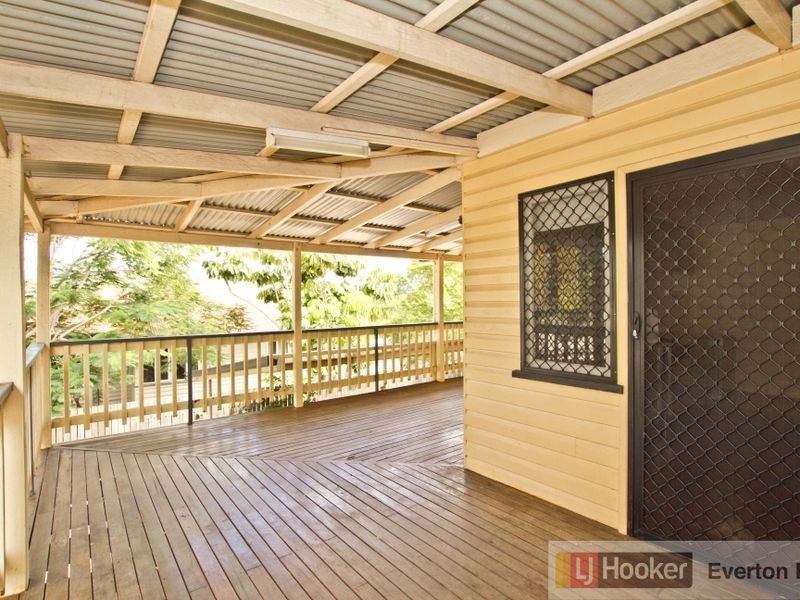 28 Armfield Street, Stafford QLD 4053