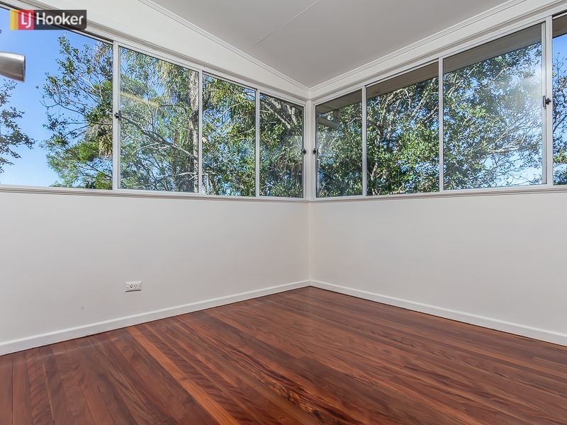 1 Warren Lane, Everton Park QLD 4053