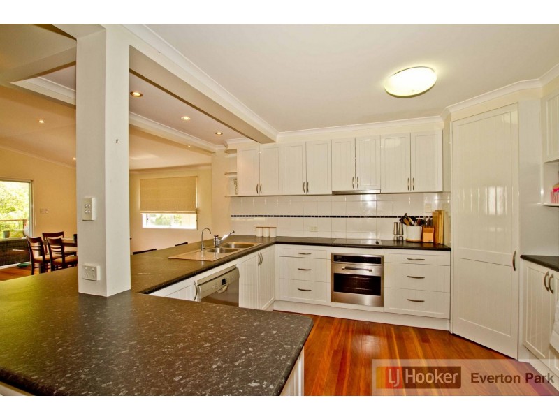 85 Olearia Street, Everton Hills QLD 4053