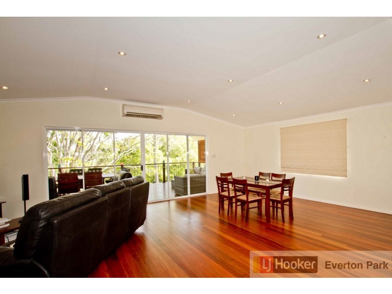 85 Olearia Street, Everton Hills QLD 4053