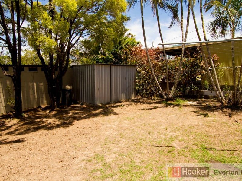 6 Brewster Street, Stafford Heights QLD 4053